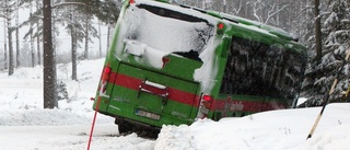 Försenade bussar i hela länet