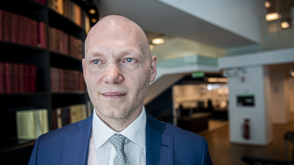 Niklas Wykman (M), finansmarknadsminister vill göra om AP-fonderna.