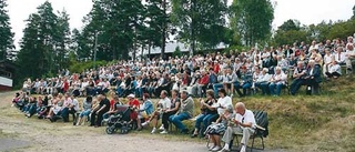 Lifvens lockade många till Storebro