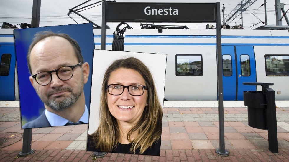 Infrastrukturminister Tomas Eneroth (S) och Ann-Sofie Lifvenhage (M) diskuterade pendeltågstrafiken under en frågestund i riksdagen i december.