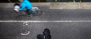 Varför byggdes trottoaren ut?  