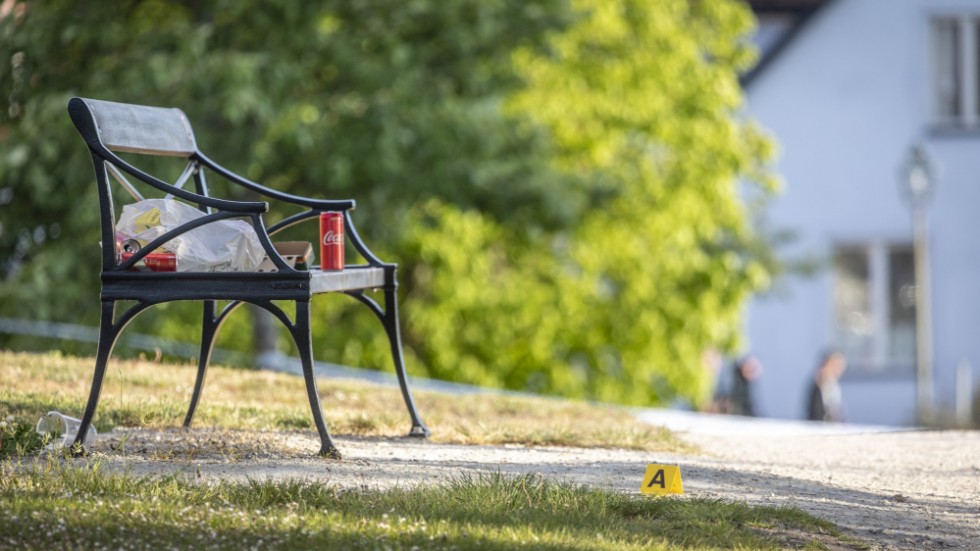  Mordförsöket inträffade vid en parkbänk på Kyrkberget. 