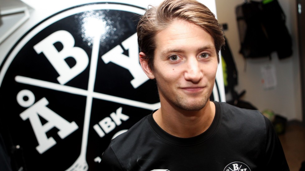 Olle Strid är lagkapten för Åby Oilers som är tillbaka i allsvenskan i vinter igen.