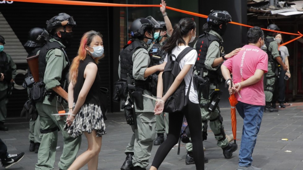Hongkongbor kämpar för demokrati och att garanteras mänskliga sådana. Diktaturen slår tillbaka. Inte bara där, utan också i Sverige. 