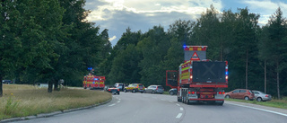 Två bilar krockade i Vallarondellen