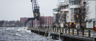 Därför stormar det vid kusten just nu