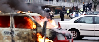 LIVE: 28-åringen erkänner våldsamt upplopp • Mannens anhöriga: "Vi visste inte var han var" • Följ häktesförhandlingen direkt