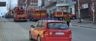 Brand i parkeringshus – misstänks vara anlagd