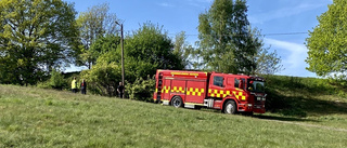 Buskage i brand nära Breviksalpen