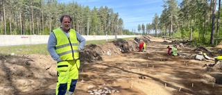 Historiska lämningar säkras innan nya riksväg 56 kan byggas: "Tråkigt på sätt och vis"