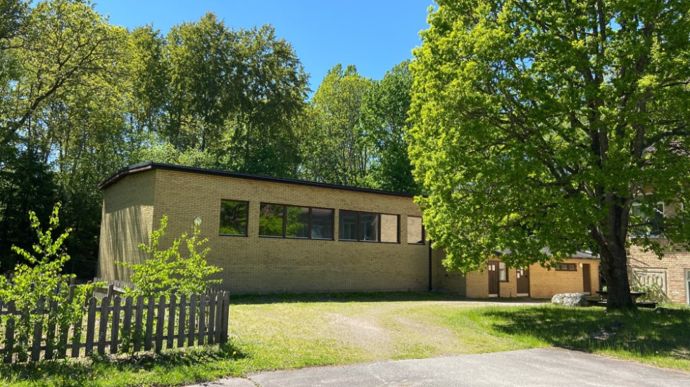 Frågan om Björkfors gymnastikhall intresserar många. Ulrik Saanum (LPO) vill köpa hallen och säkerställa att den används.