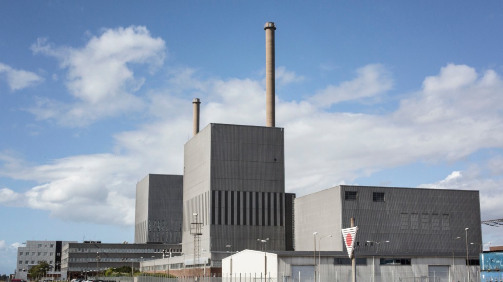 Barsebäcks kärnkraftverk vars sista reaktor stängdes av 2005.  