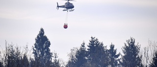 Flera skogsbränder i inlandet: ✓Båthus brann ner ✓Helikoptrar vattenbombar ✓"Sju pågående just nu"