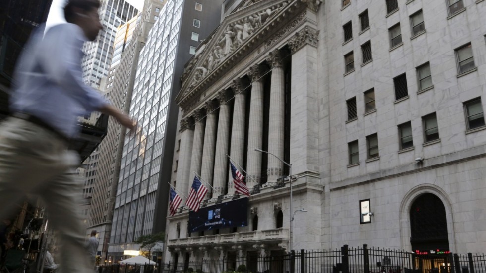 Börserna på Wall Street i New York sjönk i måndagens handel. Arkivbild.