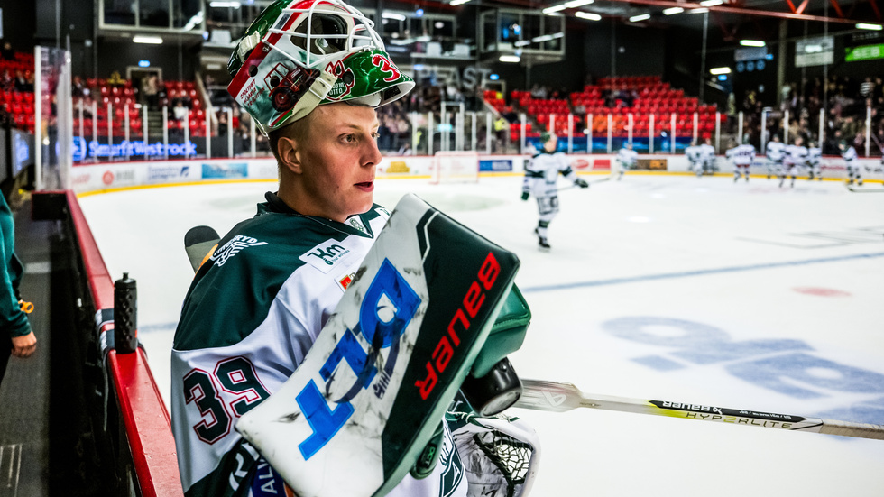 Tingsryds målvakt Emil Cederlund.