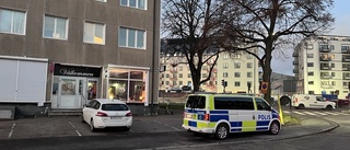 Fyrverkeripjäser kastades in – hög smäll och rök i Linköping