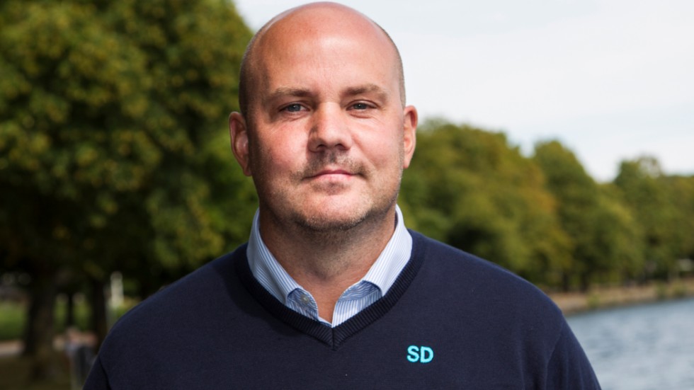 Det är flera politiker i Norrköping och Linköping som lämnat partiet, säger Johnny Karlberg.