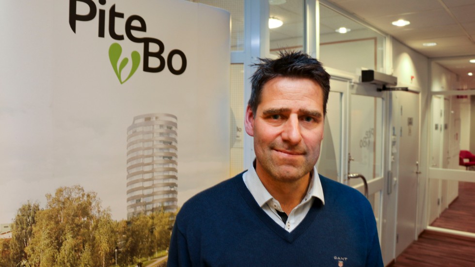 "Vi tillämpar samma uppsägningstider oavsett om det är utomhus- eller garageparkering", säger Nicklas Öhman vid Pitebo. (Arkivbild)
