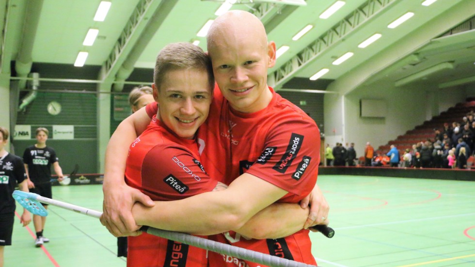 Erik Nilsson och Oskar Forsgren gjorde tre mål var när Wibax äntligen hittade tillbaka till vinnarspåret.