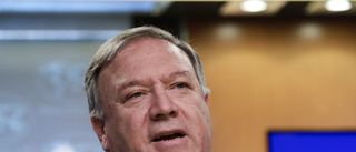 Pompeo kallar Bolton förrädare