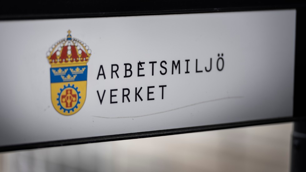 Nu kräver Arbetsmiljöverket att företaget ska göra en utredning efter den allvarliga händelsen. 