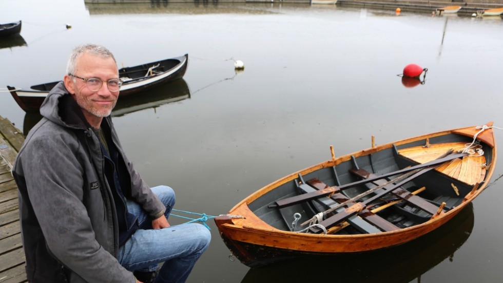 Niklas Wickman har renoverat den omkring 100 år gamla allmogebåten till närmast nyskick.