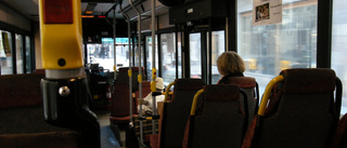 Erik somnade på nattbussen – vaknade inlåst på öde bussparkering: ”Lyckas alltid med sådant här”