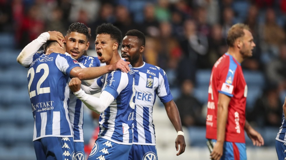 Förra säsongen värvades både Tobias Sana och Hosam Aiesh till IFK Göteborg under sommaren. I år kan det bli svalare aktivitet. Arkivbild.