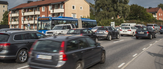 Stötta kollektivtrafiken – kör bil