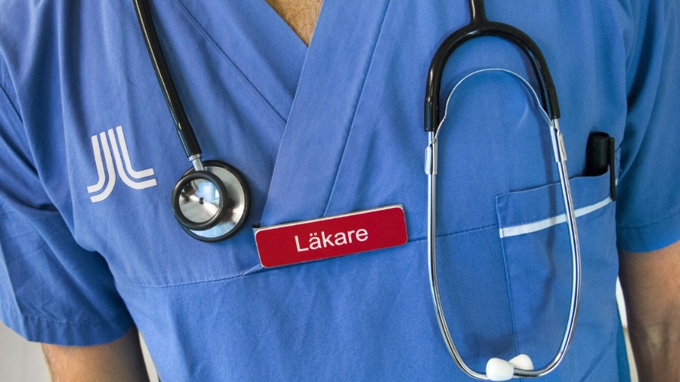 Läkarbristen är stor i Norrbotten. Nu kräver representanter för yrkeskåren att regionen ska agera för att förbättra arbetsmiljön.