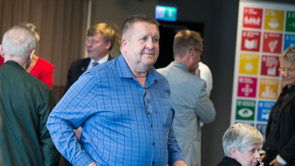 Tomas Mörtberg (C) hade de flesta med sig i kommunstyrelsen och litar fortfarande på att de fattade rätt beslut om Pelloprojektet.