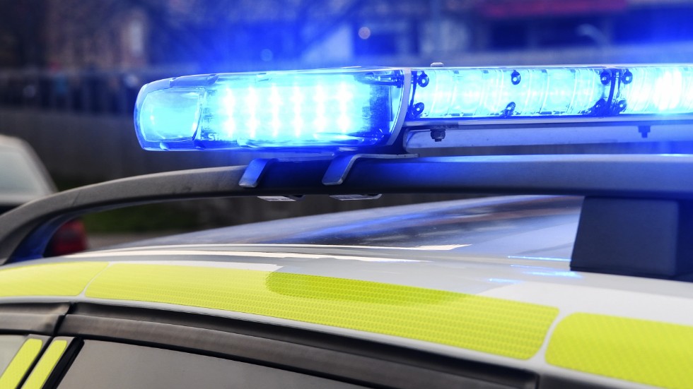 Polisen stoppade en bilförare som var drogpåverkad och saknade körkort.
