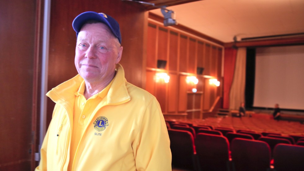 Sture Gardell blev så berörd av filmen " En komikers uppväxt" att han tillsammans med Lions såg till att eleverna på Solklintskolan också fick se den. 
